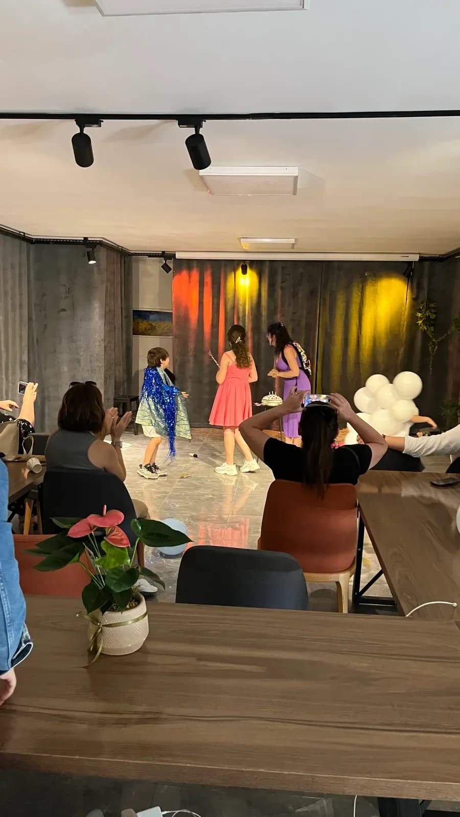 İngilizce Drama Atölyesi — sahne ve atölye anı 22